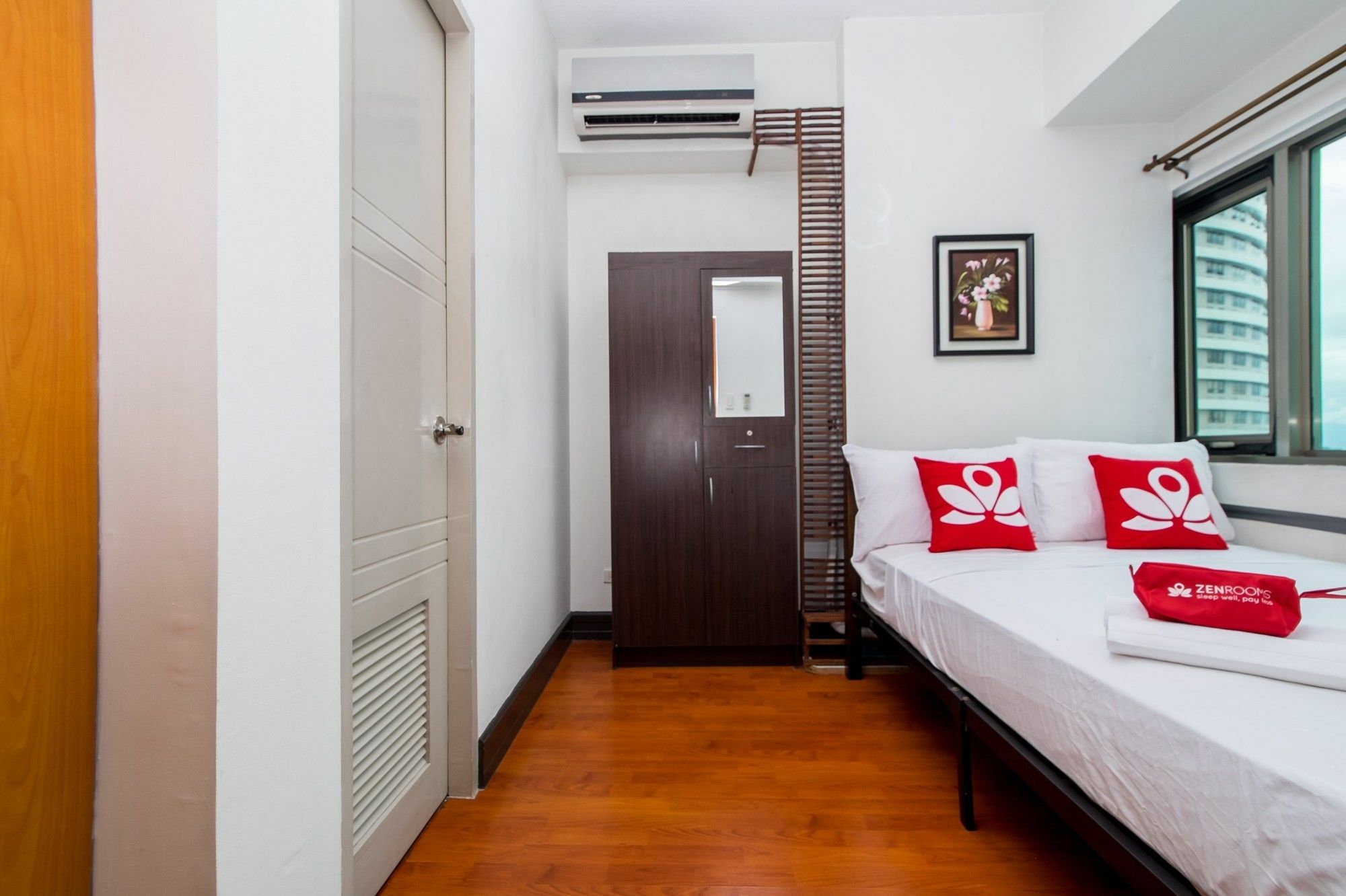 Zen Home Forbeswood Parklane Bgc Taguig Exterior foto